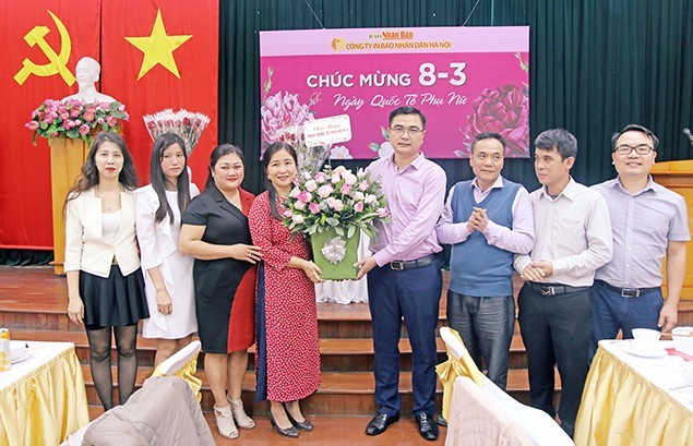 Công ty In Báo Nhân dân Hà Nội gặp mặt nữ cán bộ công nhân viên người lao động nhân kỷ niệm 110 năm Ngày Quốc tế Phụ nữ 8/3/1910 - 8/3/2020