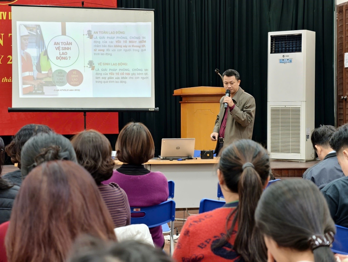 CÔNG TY IN BÁO NHÂN DÂN HÀ NỘI TỔ CHỨC ĐÀO TẠO, HUẤN LUYỆN AN TOÀN VỆ SINH LAO ĐỘNG CHO CÁN BỘ, CÔNG NHÂN VIÊN